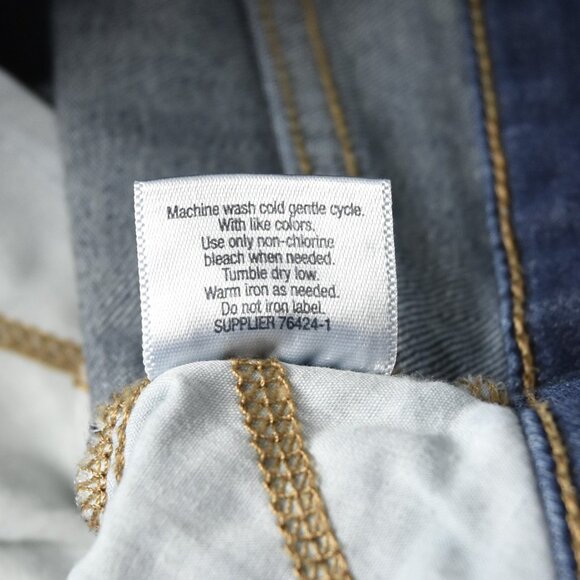 Embroidered Ankle Jeans - Picture 6 of 8